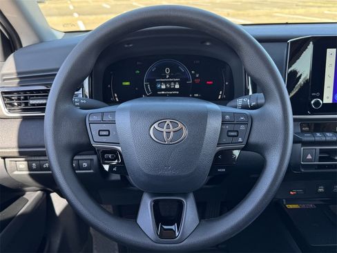 New 2026 Toyota Camry LE image 12