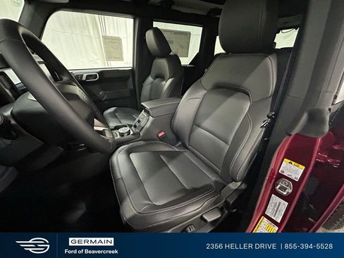 New 2025 Ford Bronco Badlands image 11