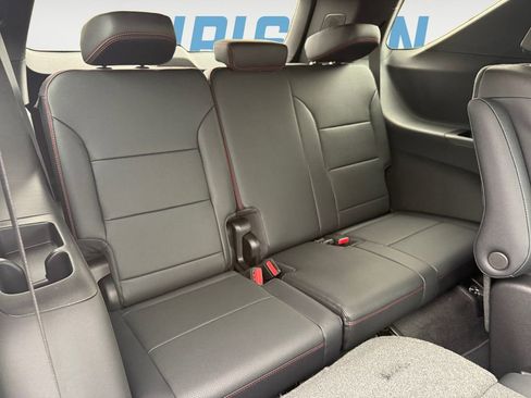 New 2026 Chevrolet Traverse RS image 16