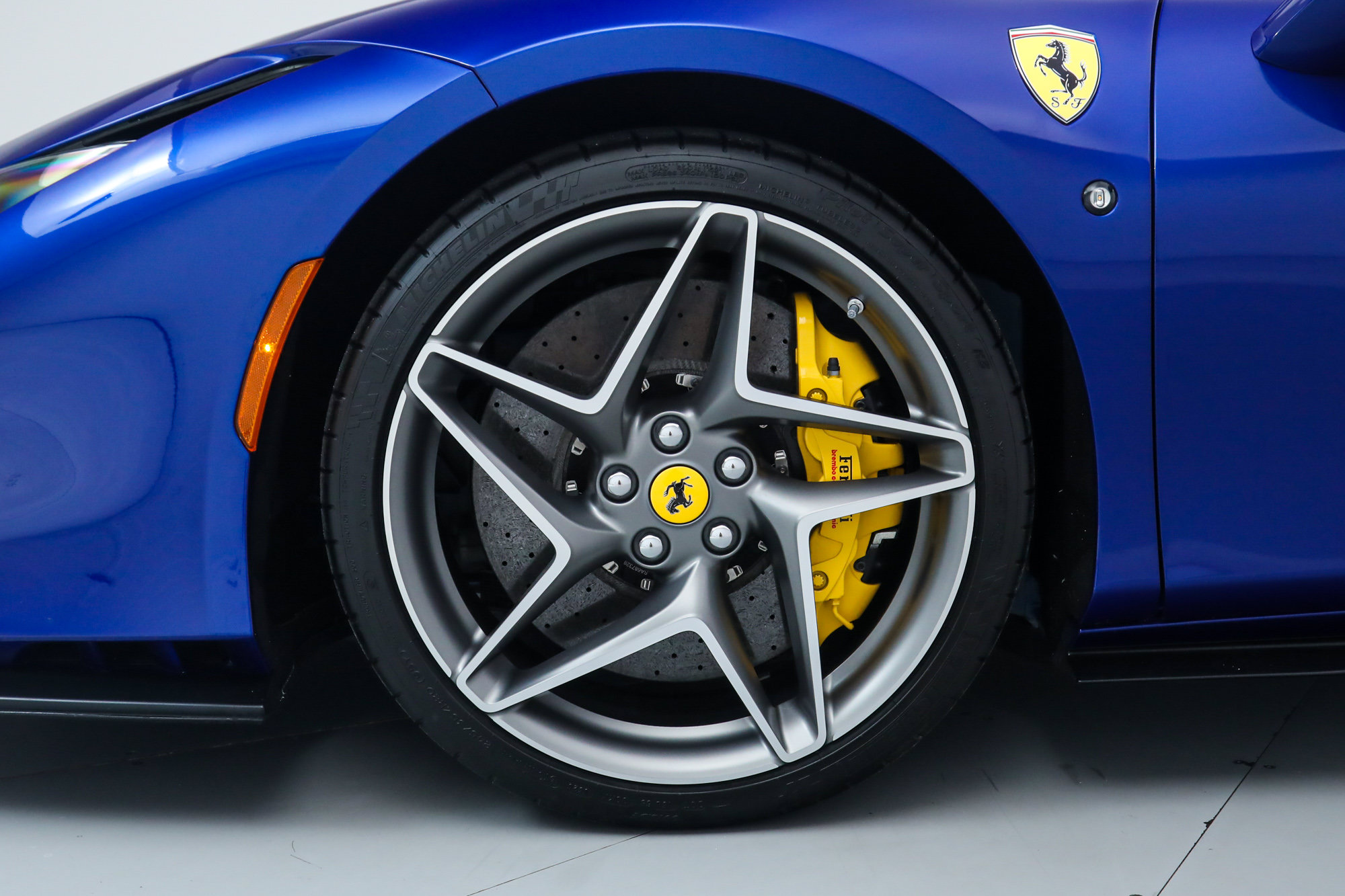 Certified 2022 Ferrari F8 Tributo RWD image 39
