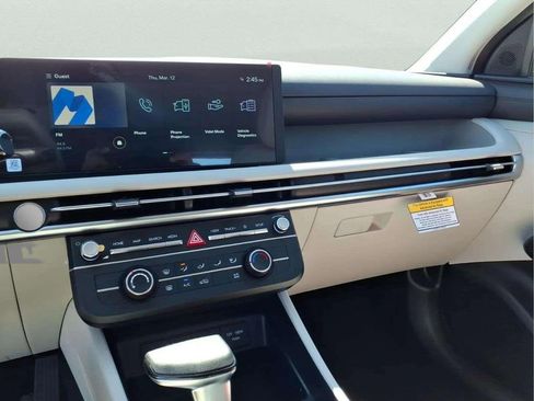 New 2026 Hyundai Tucson SE FWD image 12