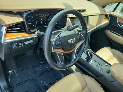 Used 2019 Cadillac XT5 Platinum AWD/4WD image 25