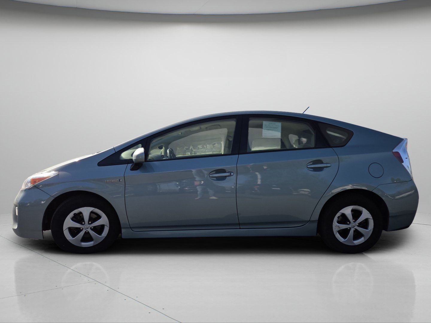 Used 2015 Toyota Prius Three FWD image 16