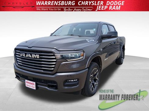 New 2026 RAM 1500 Laramie AWD/4WD image 8