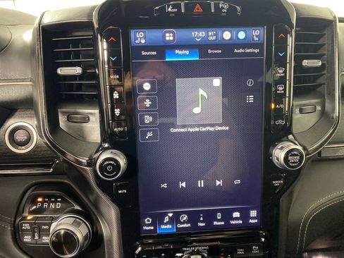 Used 2022 RAM 1500 Limited AWD/4WD image 18