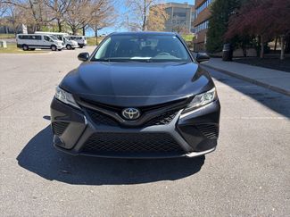 Used 2020 Toyota Camry SE w/ Convenience Package video 2