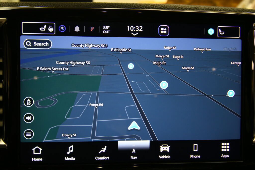 Used 2025 Chrysler Pacifica Limited FWD image 23