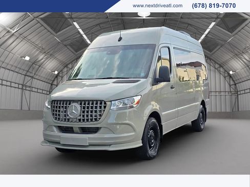 Used 2021 Mercedes-Benz Sprinter 2500 w/ Premium Package image 1