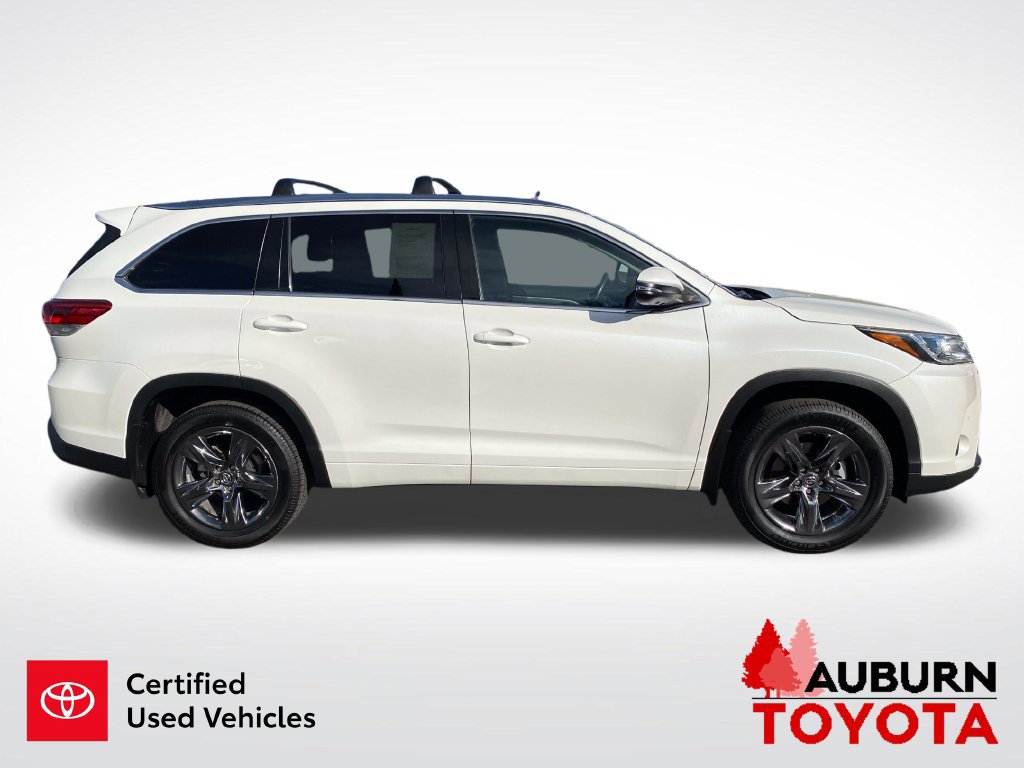 Certified 2017 Toyota Highlander Limited Platinum w/ Carpet Mat Package AWD/4WD image 5