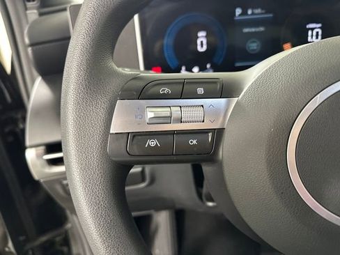 Certified 2025 Hyundai Santa Cruz SE image 15