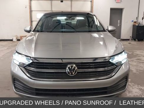 Used 2024 Volkswagen Jetta SE w/ Panoramic Sunroof Package FWD image 38