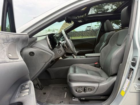 Certified 2024 Lexus RX 350 AWD w/ Convenience Package image 26