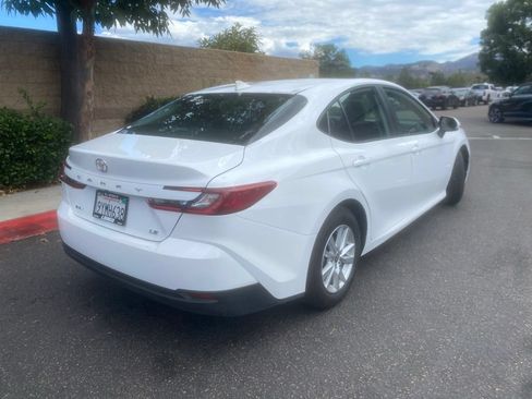 Used 2026 Toyota Camry LE FWD image 8