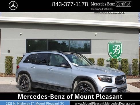 Used 2025 Mercedes-Benz GLB 250 image 1