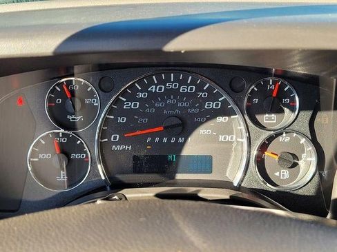 New 2024 GMC Savana 2500 w/ Driver Convenience Package image 23