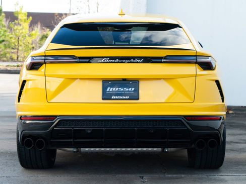 Used 2021 Lamborghini Urus image 15