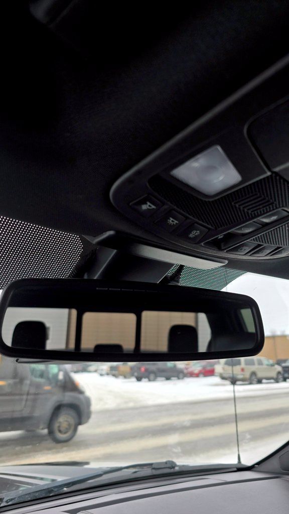 Used 2018 Ford F350 Platinum w/ Platinum Ultimate Package AWD/4WD image 28