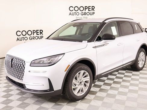 New 2026 Lincoln Corsair Premiere image 11