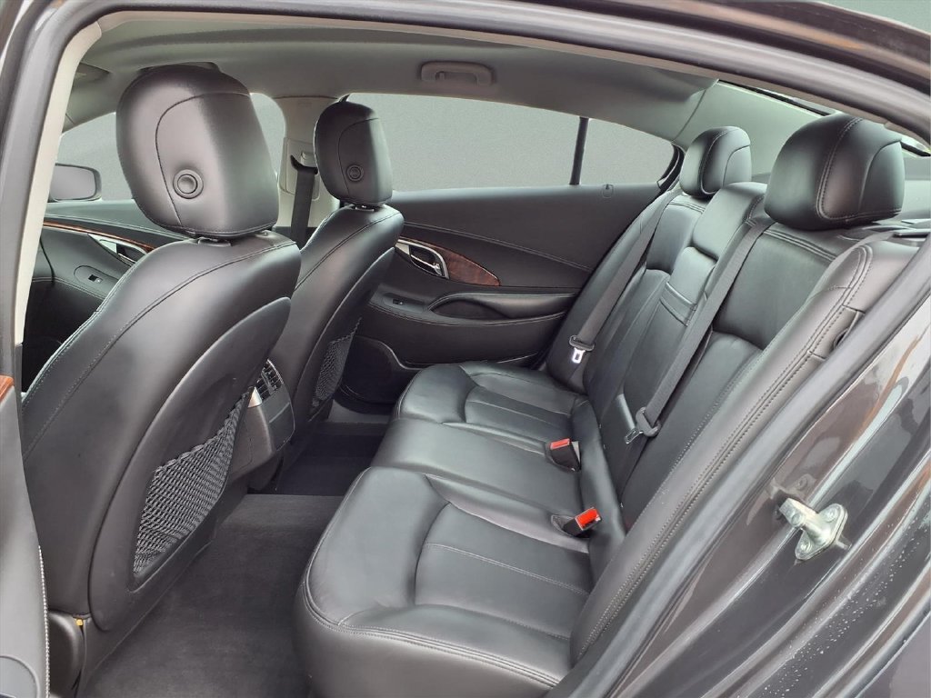 Used 2013 Buick LaCrosse Leather FWD image 23