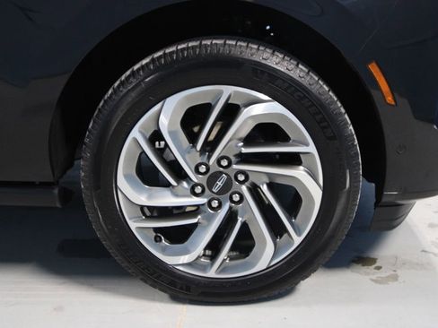 Used 2025 Lincoln Navigator Reserve AWD/4WD image 39