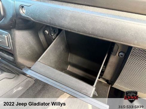 Used 2022 Jeep Gladiator Willys image 43