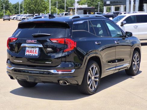 Certified 2020 GMC Terrain Denali w/ Denali Premium Package AWD/4WD image 6