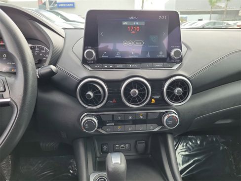 Used 2024 Nissan Sentra SV image 13