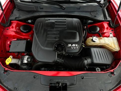 Used 2022 Dodge Charger SXT RWD image 28