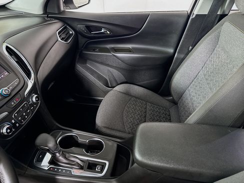 Used 2023 Chevrolet Equinox LT AWD/4WD image 24