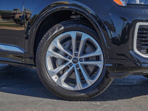 Used 2025 Audi Q7 3.0T Premium Plus w/ Premium Plus Package image 1