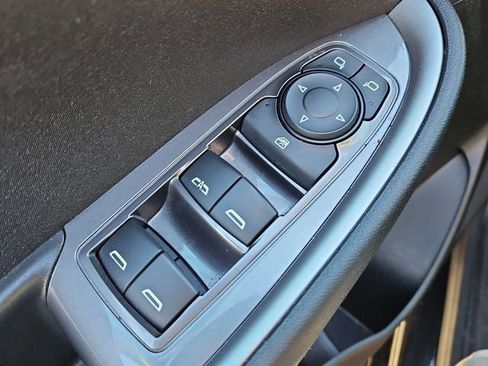 Used 2024 Chevrolet Malibu LT image 32