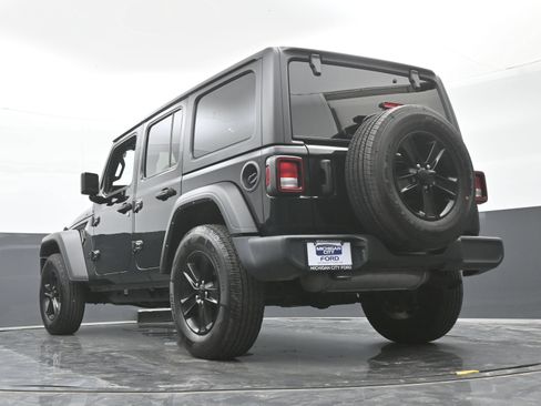 Used 2022 Jeep Wrangler Unlimited Sport AWD/4WD image 42
