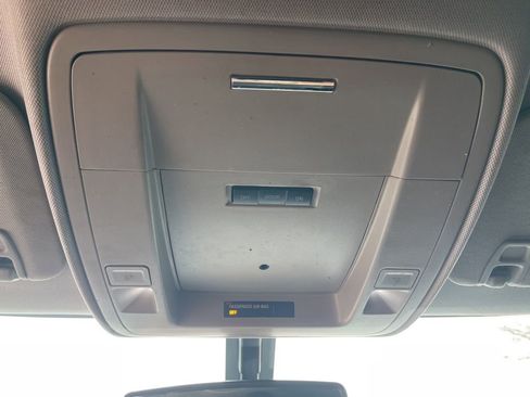 Used 2015 GMC Sierra 1500 SLE image 25