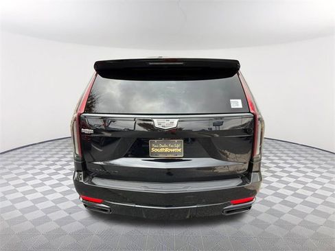 Certified 2024 Cadillac Escalade Sport Platinum w/ LPO, ONYX Package image 6