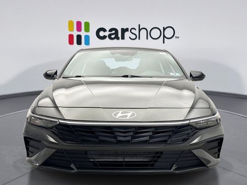 Used 2025 Hyundai Elantra Sport FWD image 8