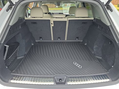 New 2025 Audi Q5 Premium image 12