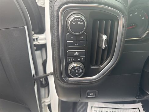 Used 2020 Chevrolet Silverado 2500 LT w/ Fleet Comfort Package image 10