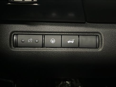 Used 2025 Nissan Pathfinder SL w/ SL Premium Package AWD/4WD image 33