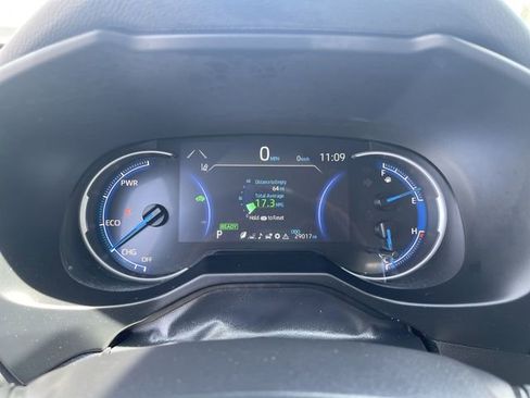Used 2025 Toyota RAV4 LE AWD/4WD image 16