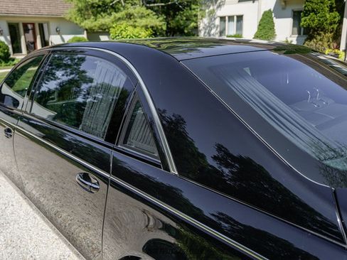 Used 2009 Maybach 62 S RWD image 86