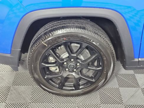 New 2026 Jeep Compass Latitude AWD/4WD image 10