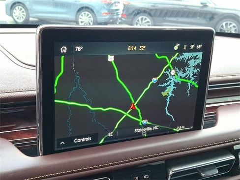 Used 2022 Lincoln Aviator Black Label w/ Class IV Trailer Tow Package image 17