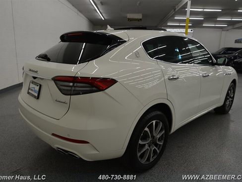 Used 2021 Maserati Levante image 7