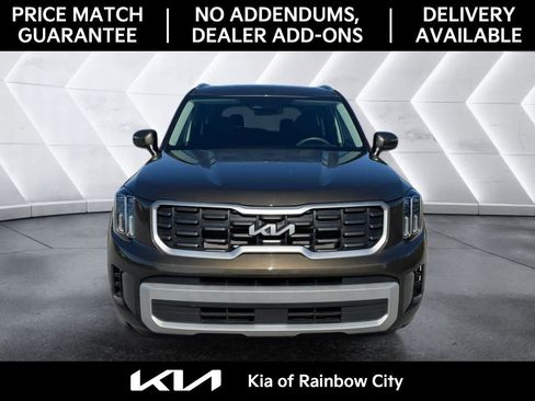 Used 2023 Kia Telluride S w/ S Sunroof Package image 2