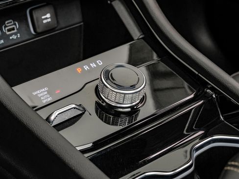 Used 2023 Jeep Grand Cherokee L Limited AWD/4WD image 30