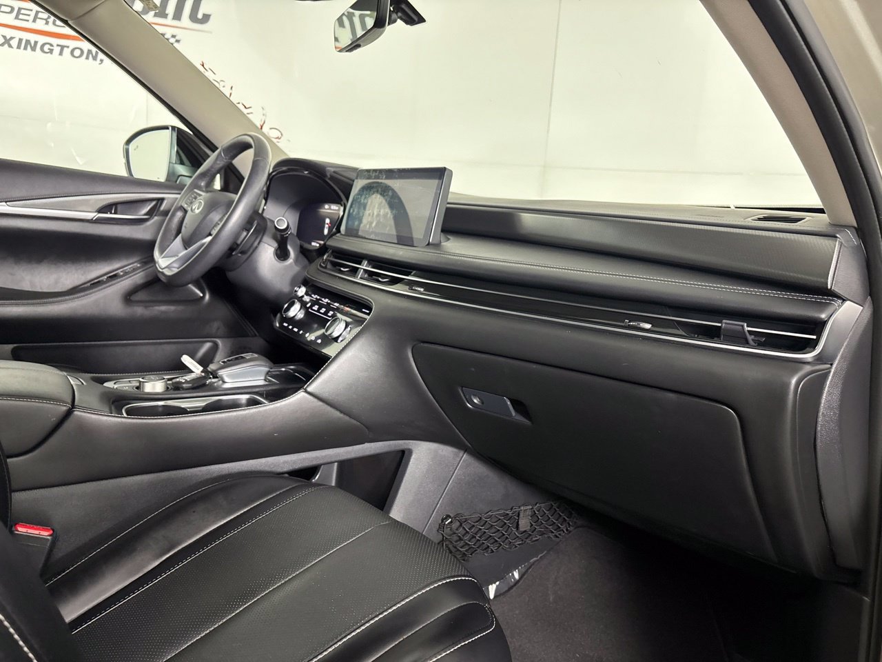Used 2023 INFINITI QX60 Luxe w/ Cargo Package AWD/4WD image 36