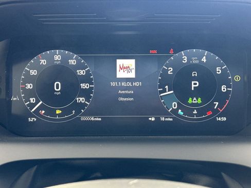 Certified 2025 Land Rover Discovery Sport S AWD/4WD image 18