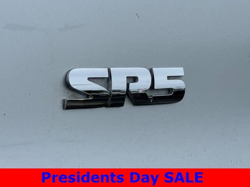 Used 2011 Toyota 4Runner SR5 image 25