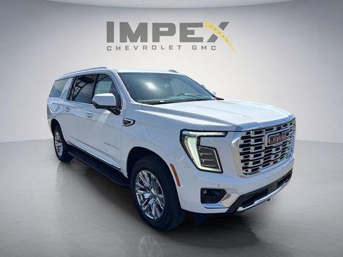 New 2026 GMC Yukon XL Denali AWD/4WD image 7