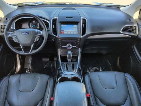 Used 2018 Ford Edge Titanium w/ Technology Package image 15
